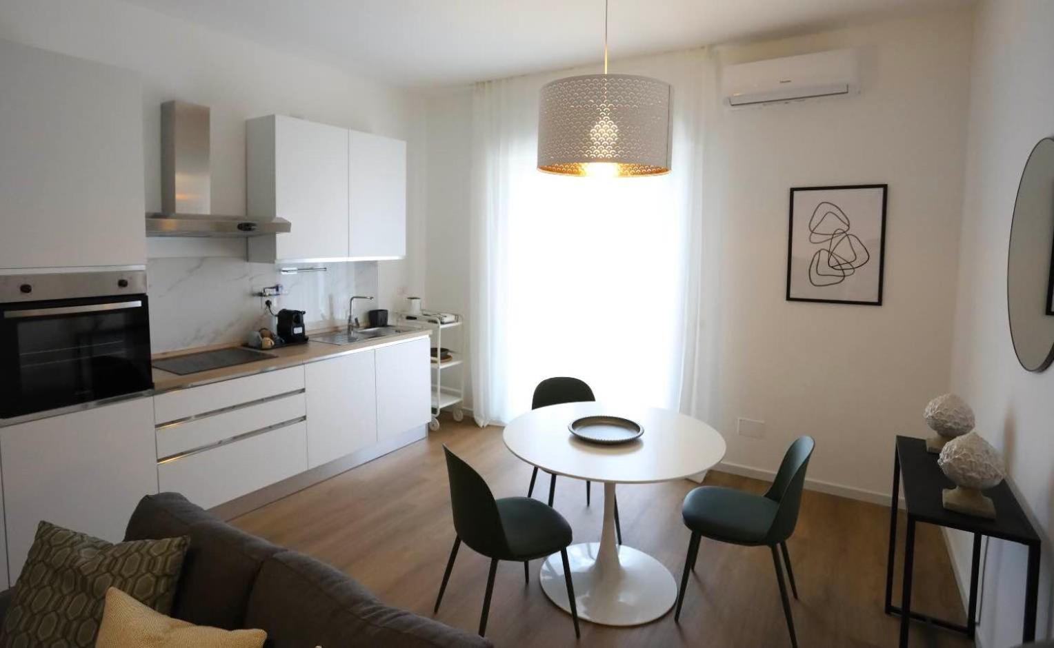 Ferienwohnung Lapigna Valenzano Exterior foto