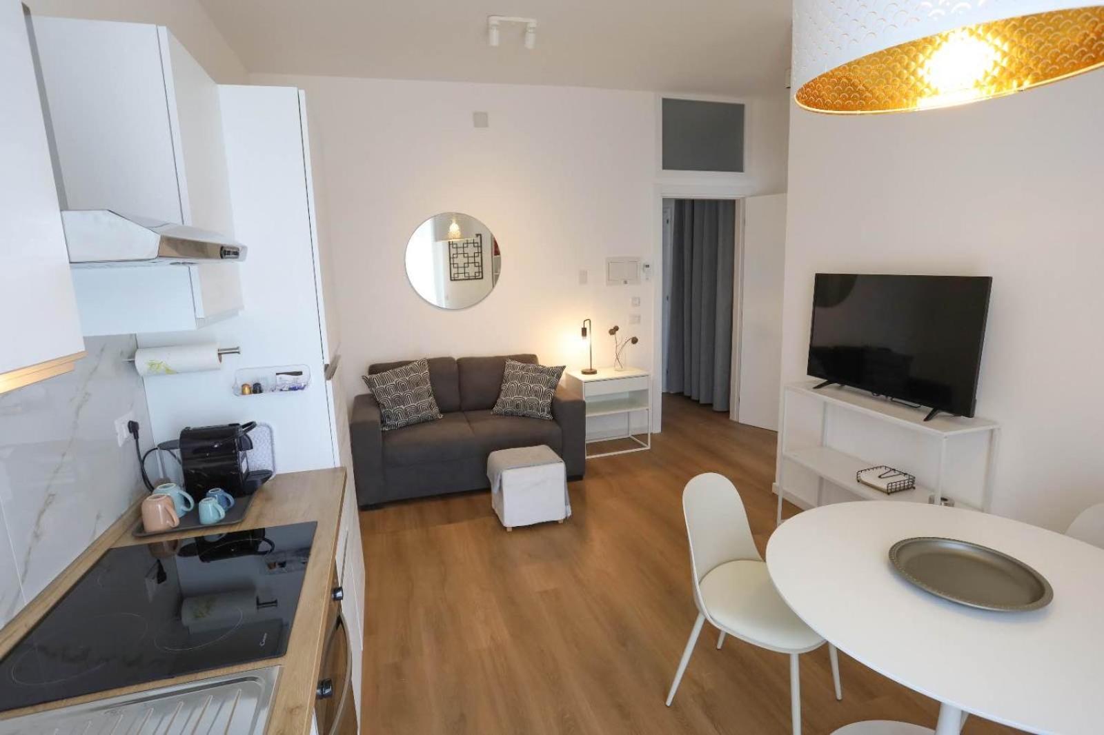 Ferienwohnung Lapigna Valenzano Exterior foto